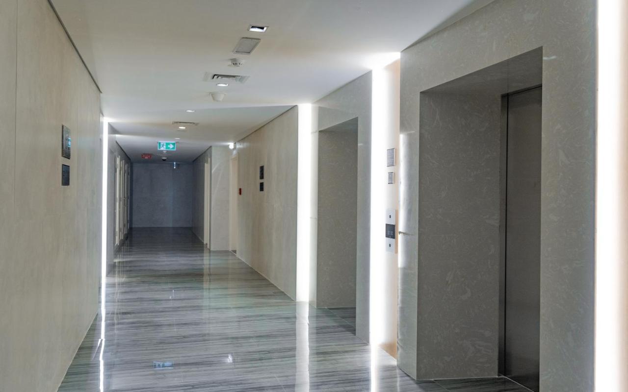 Sky View Tower Apartments Dubai Exterior foto