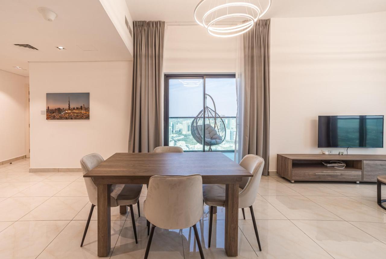 Sky View Tower Apartments Dubai Exterior foto